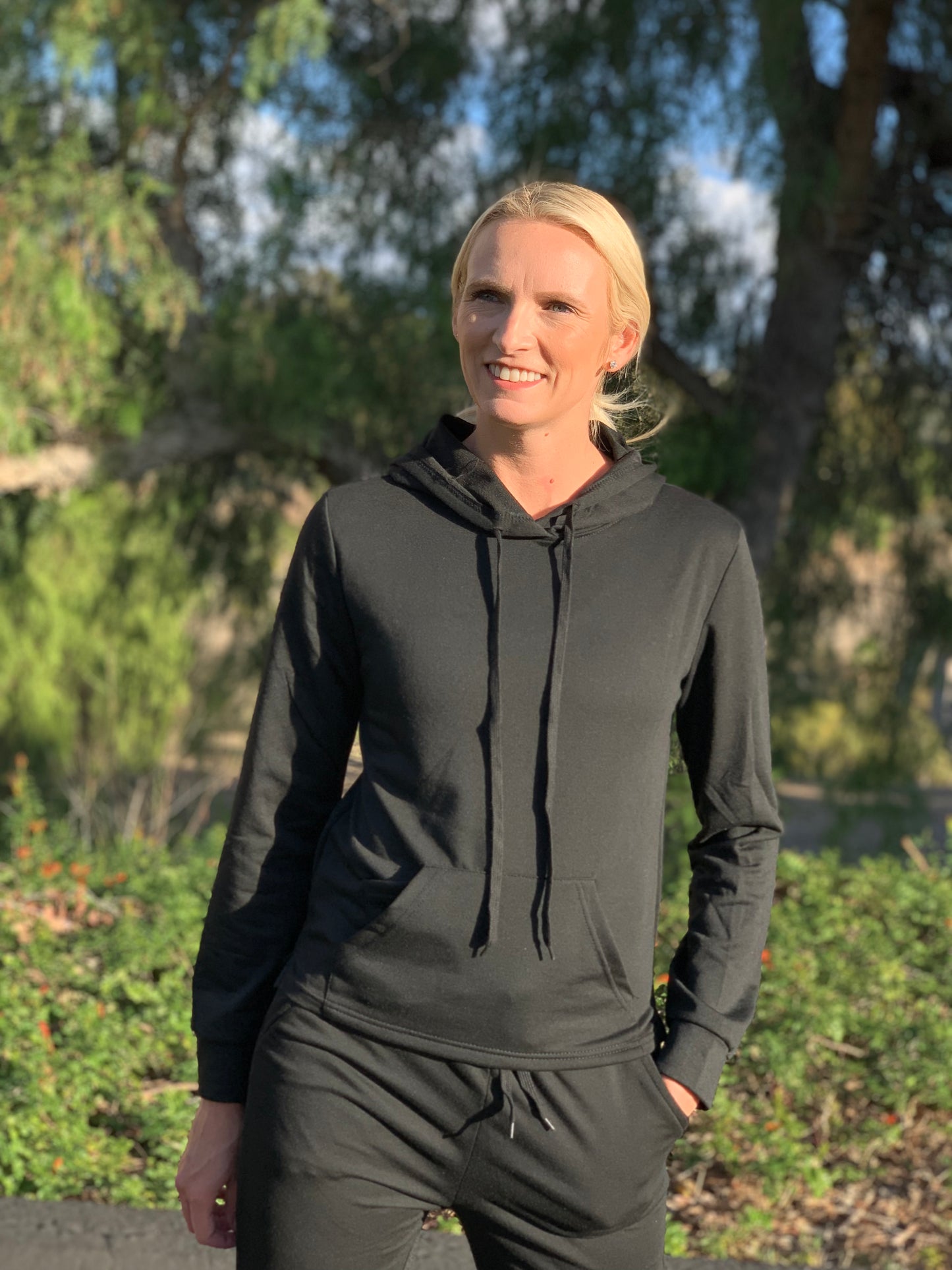 Joggers Set With Hoodie And Pockets